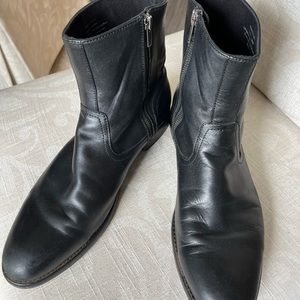 Banana Republic Black Leather Dress Zip Ankle Boots